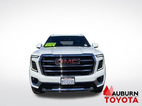 Used 2025 GMC Yukon Elevation AWD/4WD image 2