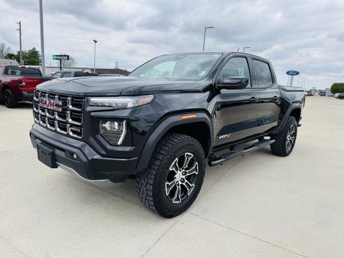 Used 2024 GMC Canyon AT4 w/ AT4 Premium Package image 37