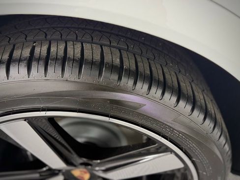 New 2026 Porsche Cayenne image 16