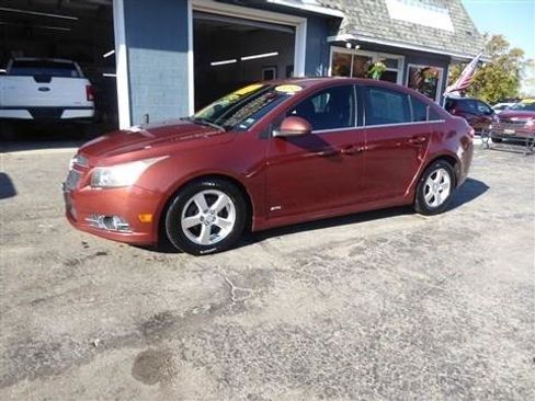 Used 2012 Chevrolet Cruze LT w/ RS Package image 3