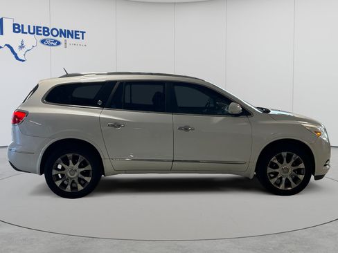 Used 2017 Buick Enclave Premium w/ Enclave Tuscan Edition FWD image 3
