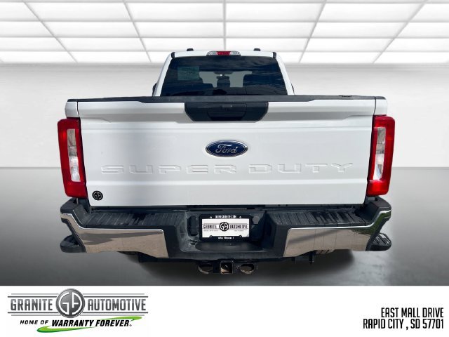 Used 2024 Ford F250 XLT AWD/4WD image 5