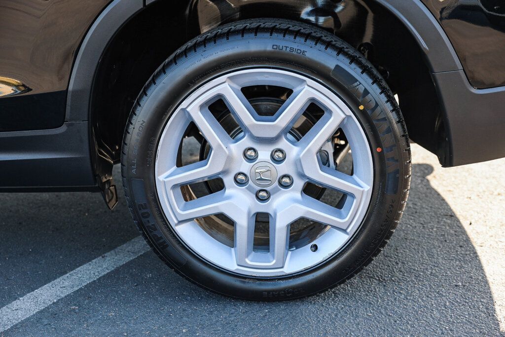 Used 2024 Honda Passport EX-L image 30