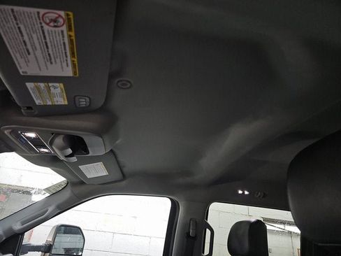 Used 2023 Ford F350 Lariat w/ Chrome Package image 15