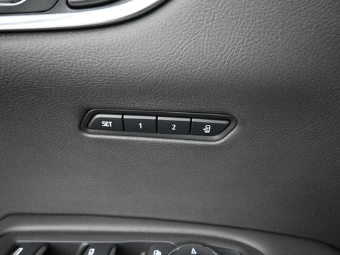 Used 2024 Cadillac XT6 Luxury w/ LPO, Floor Liner Package AWD/4WD image 20