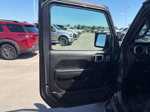 Used 2021 Jeep Wrangler Unlimited Sport AWD/4WD image 14