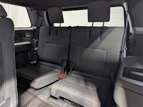 Used 2025 Toyota 4Runner SR5 image 9