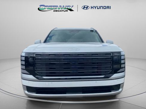 New 2026 Hyundai Palisade Calligraphy FWD image 3