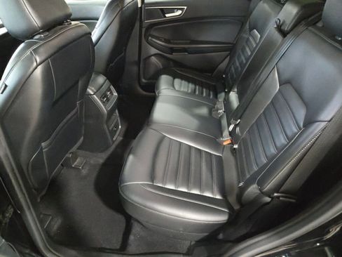 Used 2023 Ford Edge SEL image 18