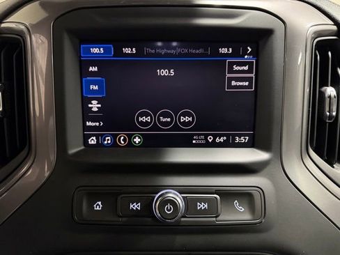 Used 2023 Chevrolet Silverado 1500 Custom image 37