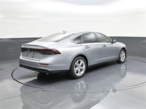 New 2025 Honda Accord LX image 10