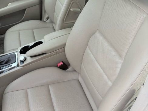 Used 2013 Mercedes-Benz C 300 4MATIC Sedan image 11
