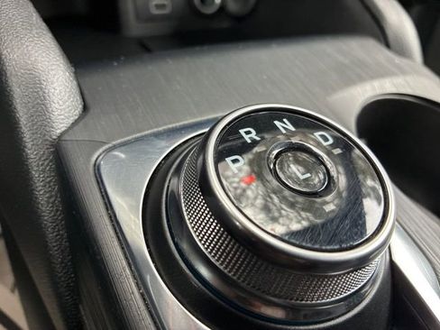 Used 2025 Ford Escape ST-Line image 32