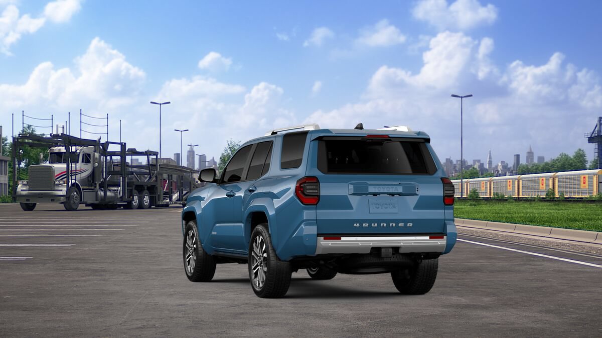 New 2026 Toyota 4Runner Limited w/ Tow Technology Package AWD/4WD image 7