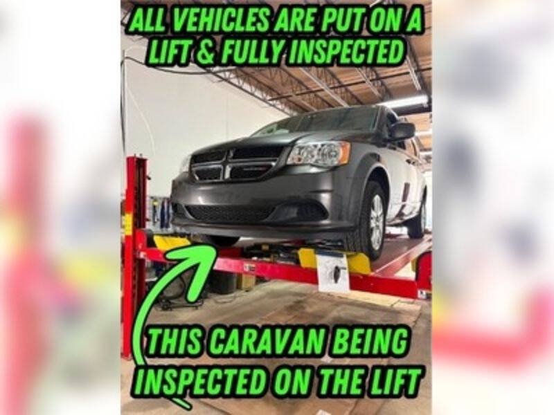 Used 2019 Dodge Grand Caravan SE w/ UConnect Hands-Free Group FWD image 50