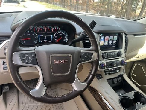 Used 2019 GMC Yukon SLT w/ Open Road Package image 6