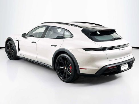 New 2025 Porsche Taycan 4S image 3