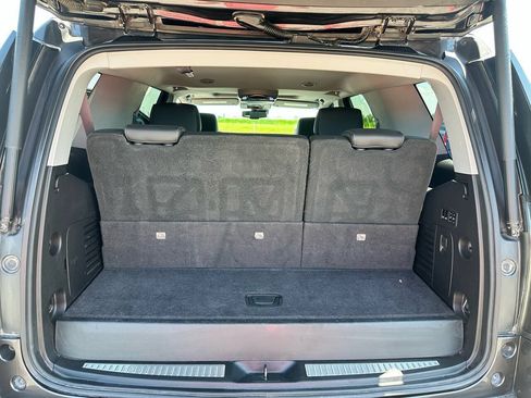 Used 2017 GMC Yukon SLT AWD/4WD image 17