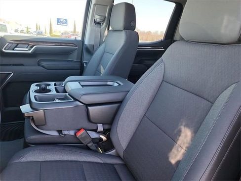 New 2026 GMC Sierra 1500 Elevation w/ X31 Off-Road Package AWD/4WD image 14