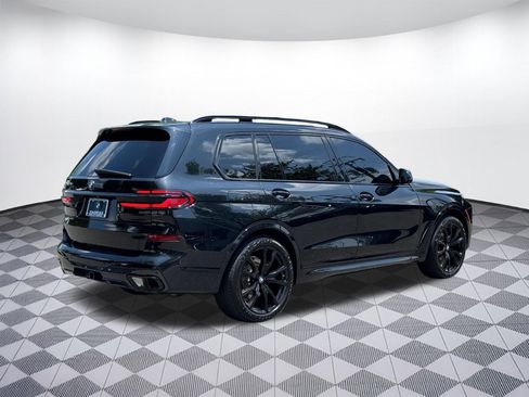 Certified 2024 BMW X7 xDrive40i w/ M Sport Package AWD/4WD image 9