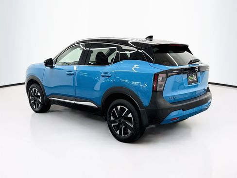 Used 2025 Nissan Kicks SR FWD image 5