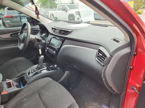 Used 2021 Nissan Rogue Sport S AWD/4WD image 18