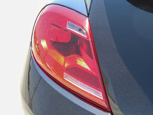 Used 2016 Volkswagen Beetle 1.8T SE image 7