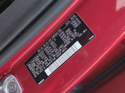 Used 2019 Volvo XC40 T4 Momentum FWD image 34