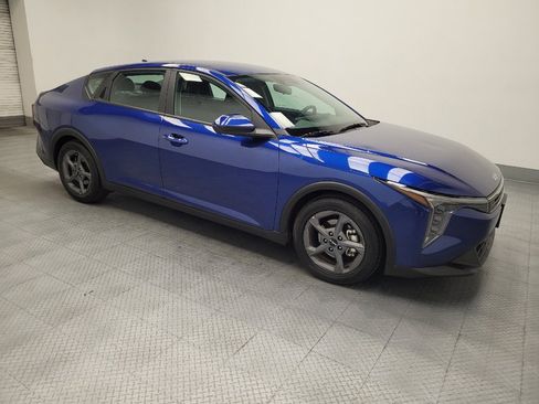 Used 2025 Kia K4 FWD image 11