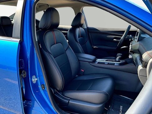 Used 2024 Nissan Sentra SR w/ SR Premium Package image 7