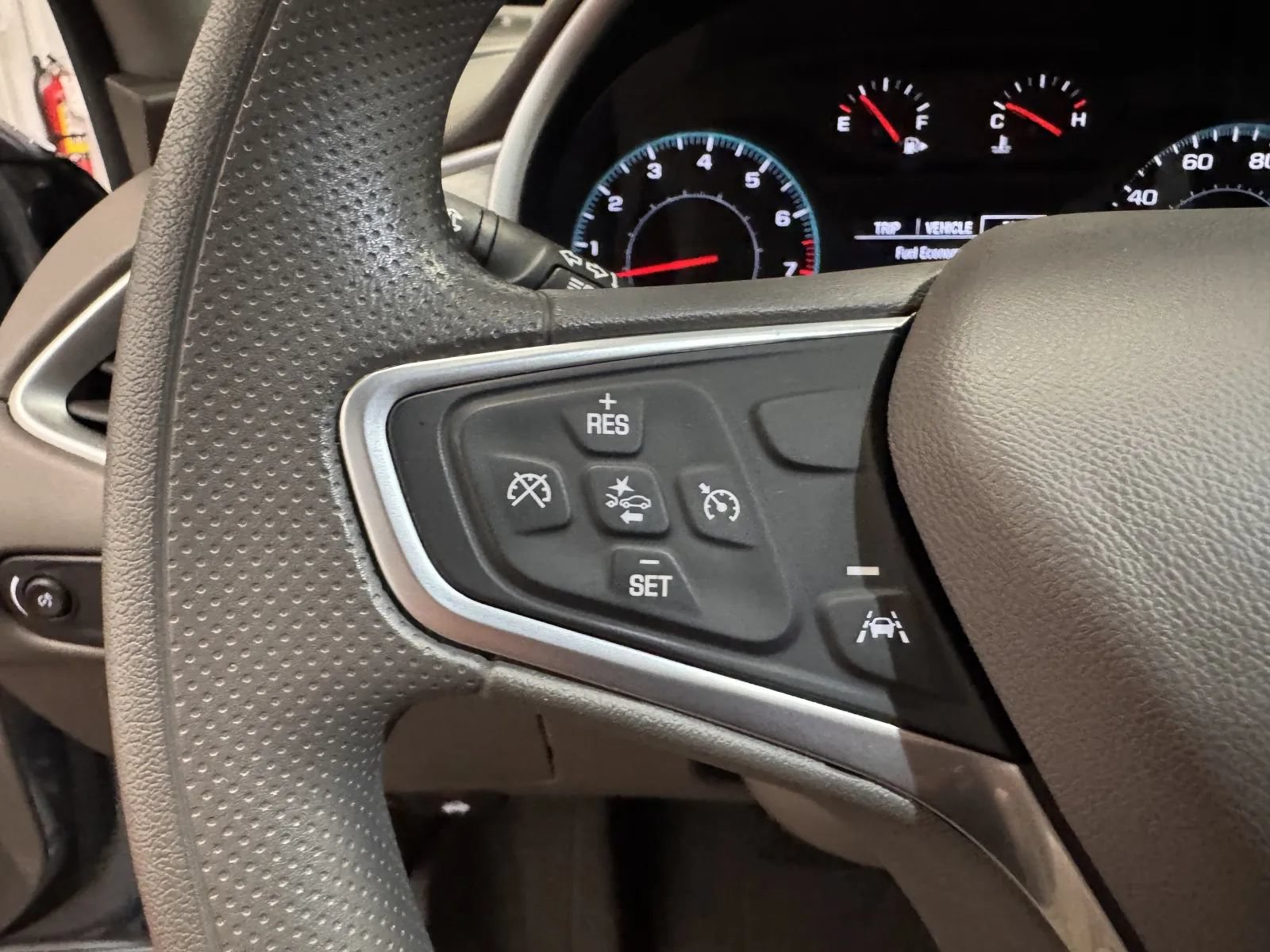 Used 2023 Chevrolet Malibu LT FWD image 21