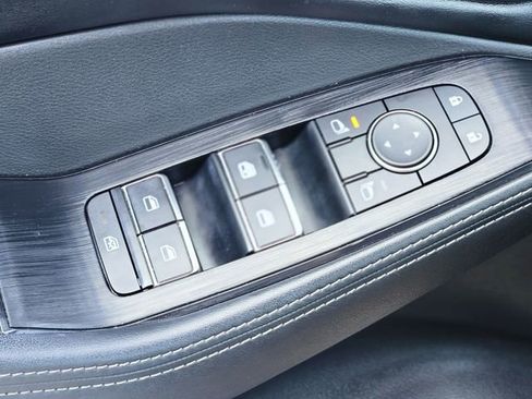 Certified 2023 Nissan Rogue SL w/ SL Premium Package image 21