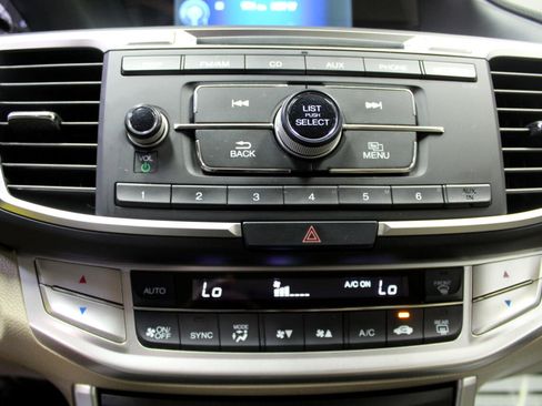 Used 2014 Honda Accord LX image 14