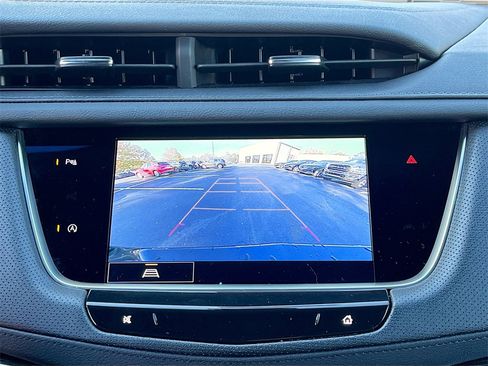 Certified 2025 Cadillac XT5 Premium Luxury image 13