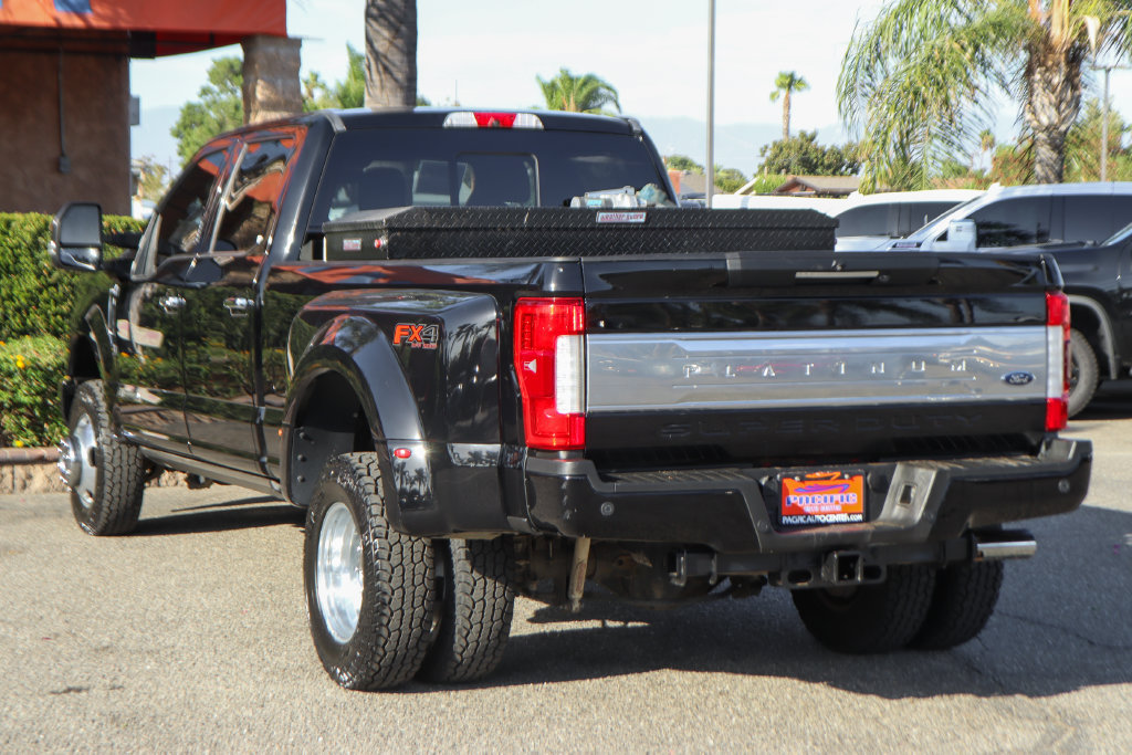 Used 2017 Ford F350 Platinum w/ Platinum Ultimate Package AWD/4WD image 6