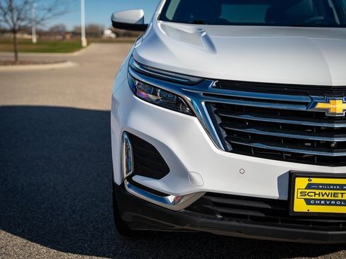 Used 2022 Chevrolet Equinox Premier image 4