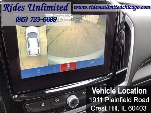 Used 2019 Chevrolet Traverse LT w/ LT Premium Package AWD/4WD image 12