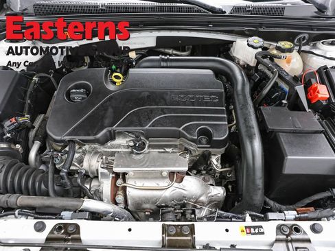 Used 2024 Chevrolet Malibu LT FWD image 7