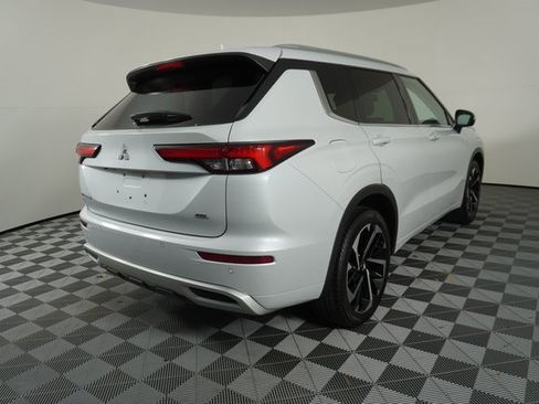 Used 2022 Mitsubishi Outlander SEL image 8