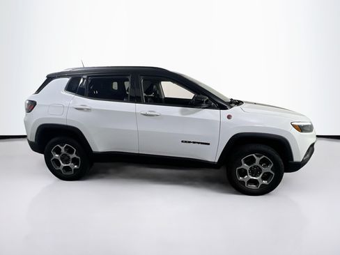 Used 2022 Jeep Compass Trailhawk w/ Trailhawk Elite Group AWD/4WD image 4