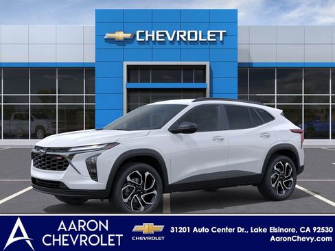 New 2026 Chevrolet Trax RS image 2