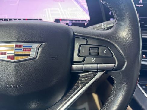 Used 2022 Cadillac Escalade Premium Luxury w/ Performance Package image 23