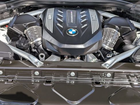 Used 2022 BMW X5 M50i w/ Executive Package image 24