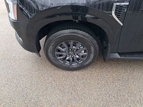 New 2026 Nissan Armada SV image 28