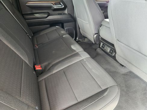Certified 2025 Chevrolet Silverado 1500 LT RWD image 32