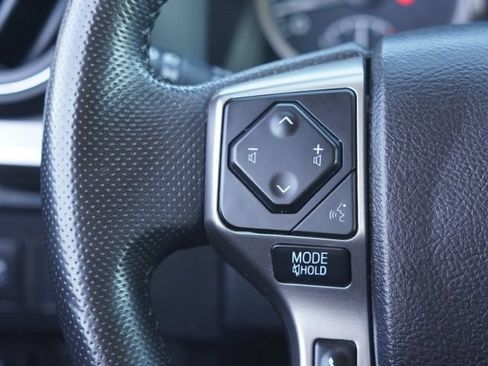 Used 2021 Toyota Tacoma SR5 RWD image 22
