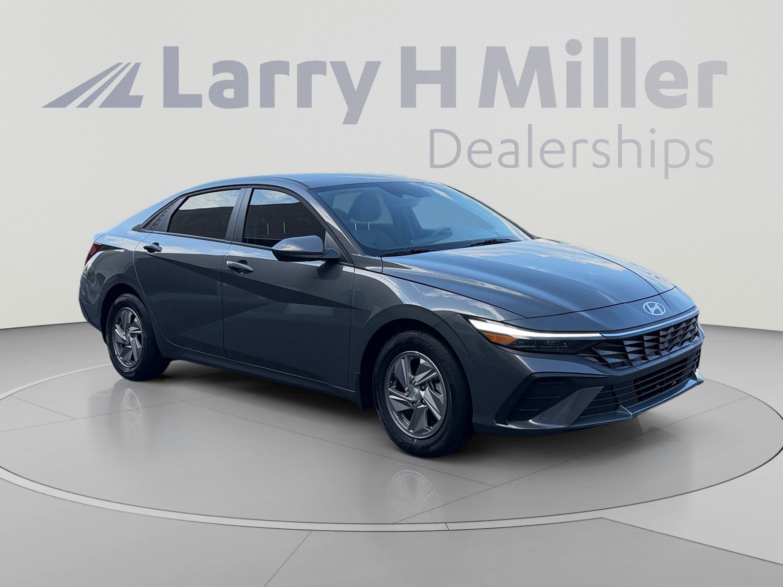 Certified 2025 Hyundai Elantra SE FWD image 7