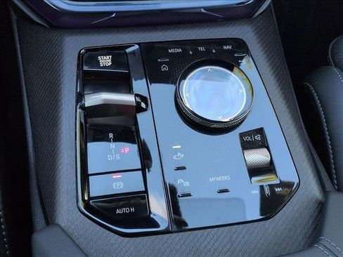 Used 2025 BMW X3 xDrive30i w/ Premium Package image 12