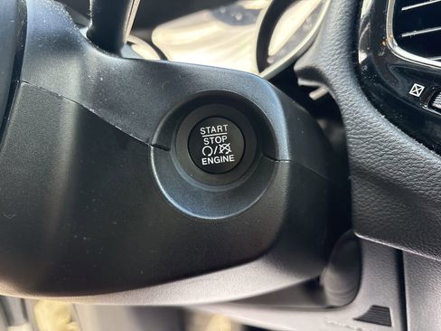 Used 2020 Jeep Compass Limited w/ Luxury Seat Group image 26