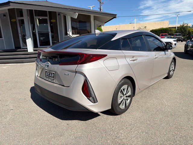 Used 2021 Toyota Prius Prime XLE w/ Carpet Mat Package (TMS) FWD image 7